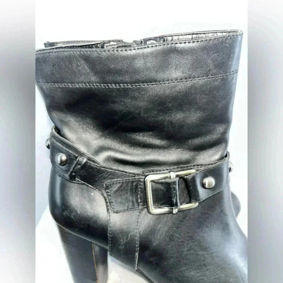 Arturo Chiang Black booties / boots leather buckle- studded  with 4” heel - Picture 5 of 10